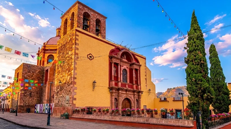 El Marqués, Querétaro: Por Qué Todo Mundo Habla de Esta Zona para Invertir